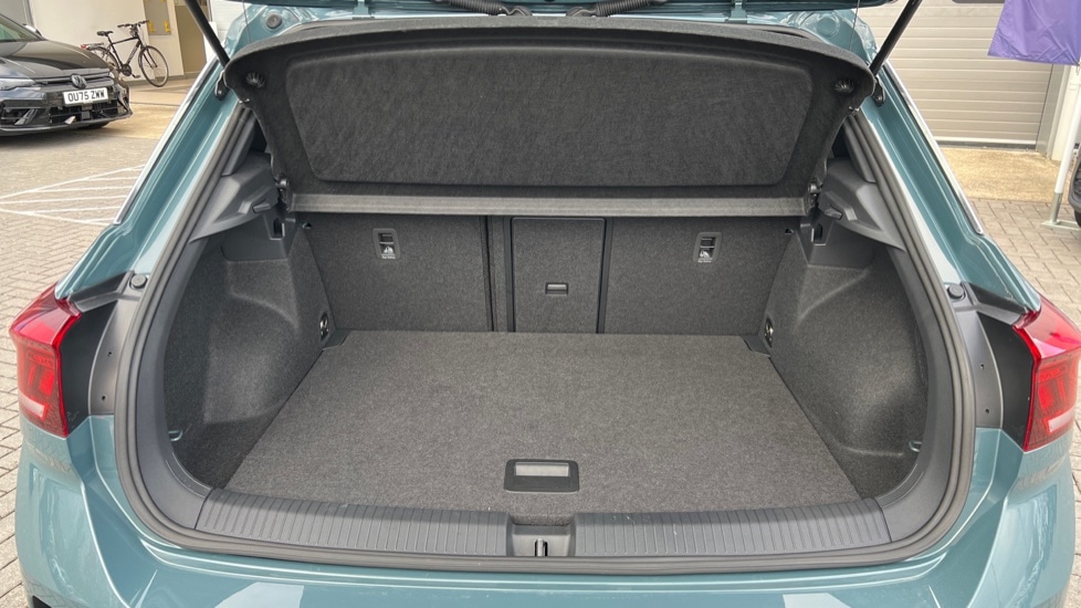 Used Volkswagen T-Roc 2025 for sale - 76773298: Photo 27