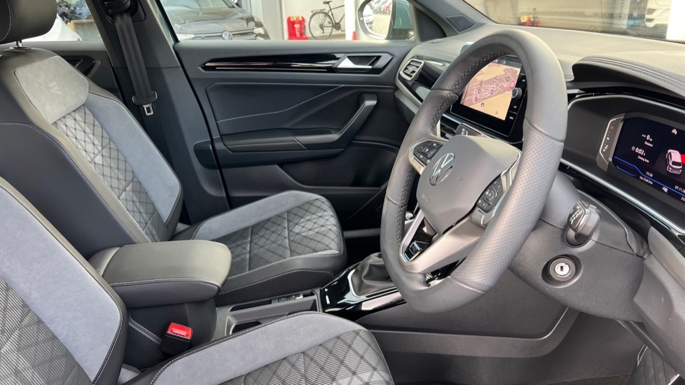 Used Volkswagen T-Roc 2025 for sale - 76773298: Photo 37