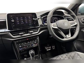 Used Volkswagen T-Roc 2025 for sale - 76773298: Photo