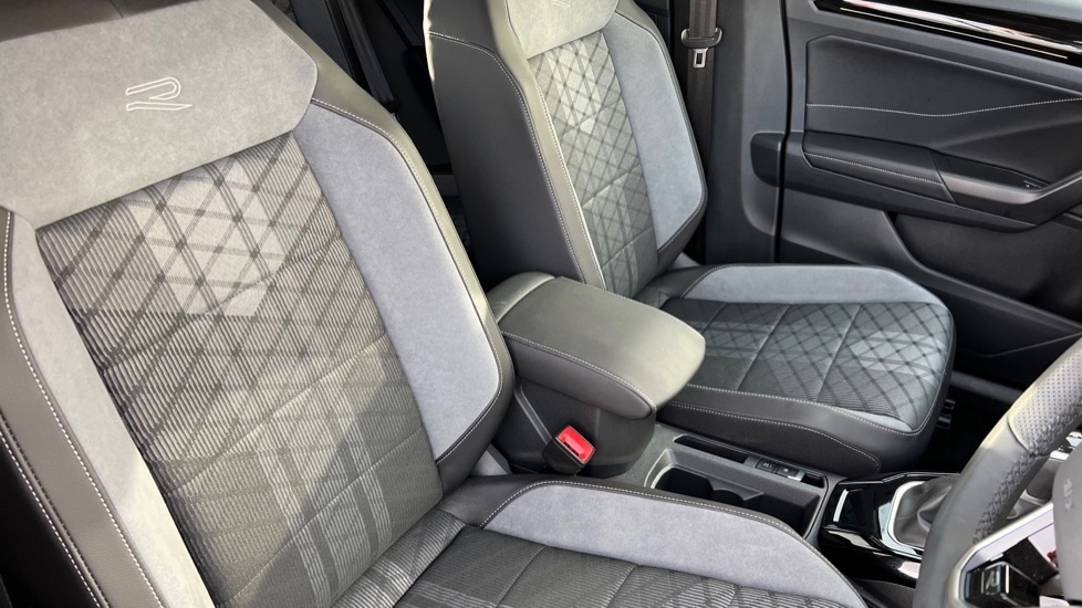 Used Volkswagen T-Roc 2025 for sale - 76773298: Photo 47