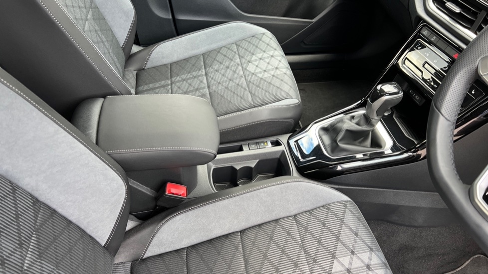 Used Volkswagen T-Roc 2025 for sale - 76773298: Photo 54