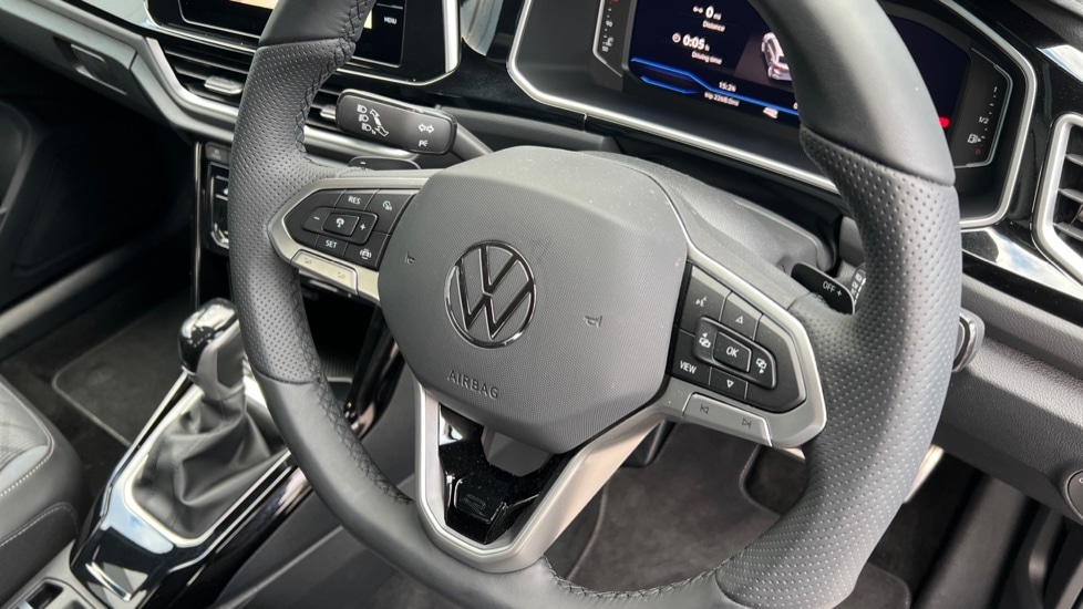 Used Volkswagen T-Roc 2025 for sale - 76773298: Photo 55