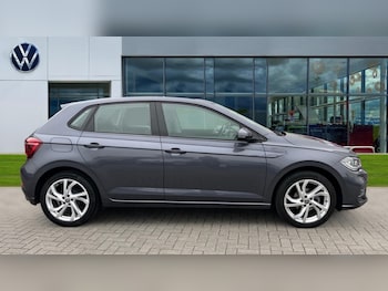 Used Volkswagen Polo 2023 for sale - 77010421: Photo