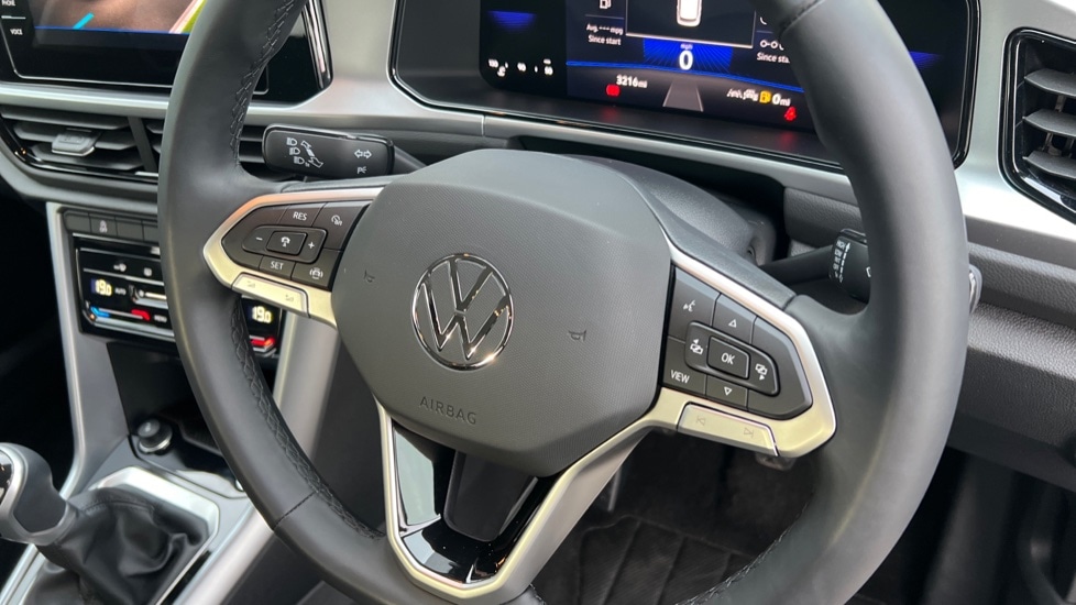 Used Volkswagen T-Roc 2025 for sale - 77067925: Photo 43