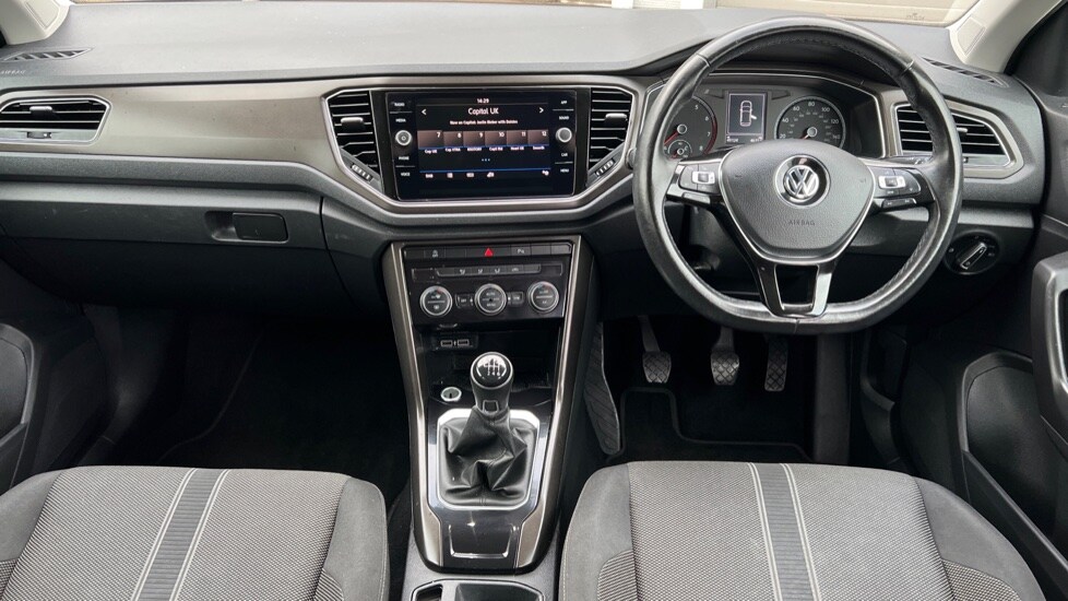 Used Volkswagen T-Roc 2019 for sale - 76523573: Photo 12