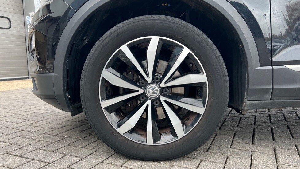 Used Volkswagen T-Roc 2019 for sale - 76523573: Photo 19