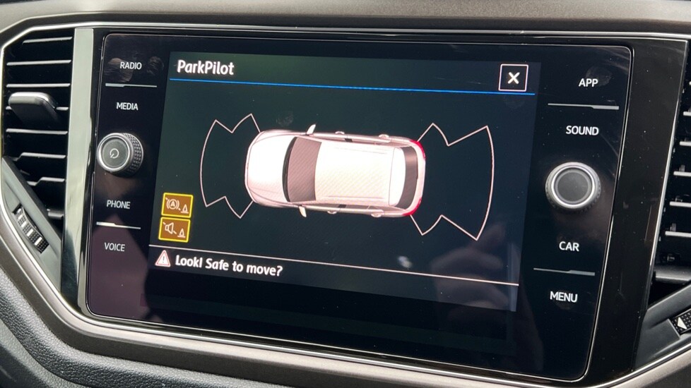 Used Volkswagen T-Roc 2019 for sale - 76523573: Photo 22