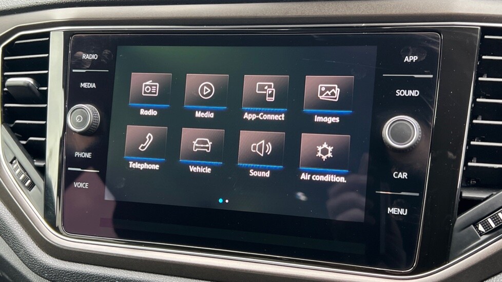 Used Volkswagen T-Roc 2019 for sale - 76523573: Photo 24