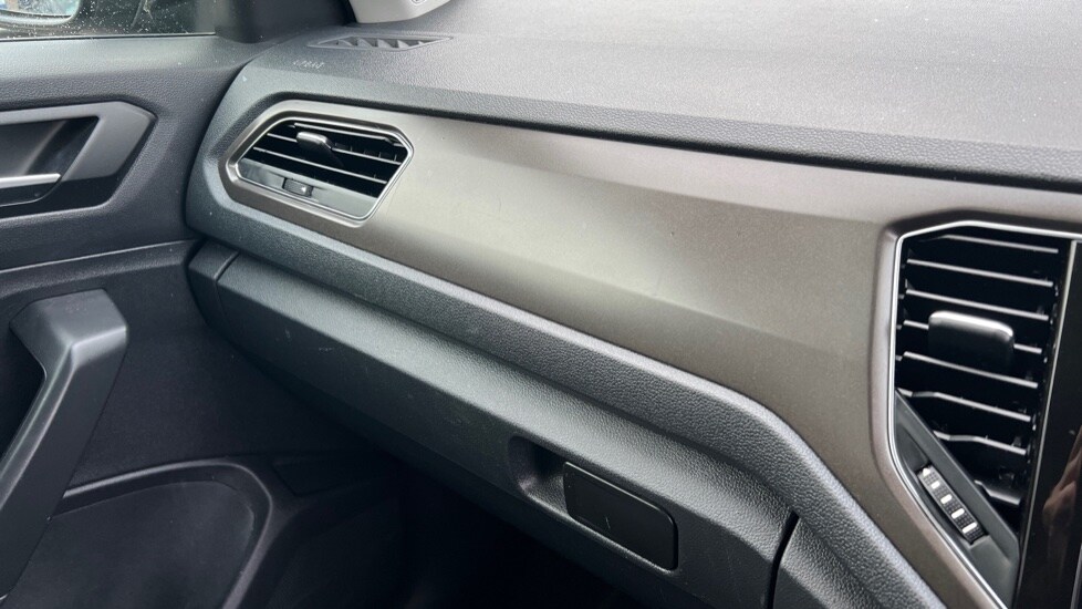 Used Volkswagen T-Roc 2019 for sale - 76523573: Photo 35