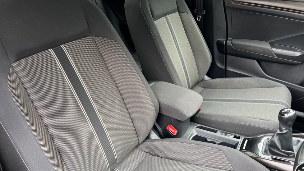 Used Volkswagen T-Roc 2019 for sale - 76523573: Photo 36