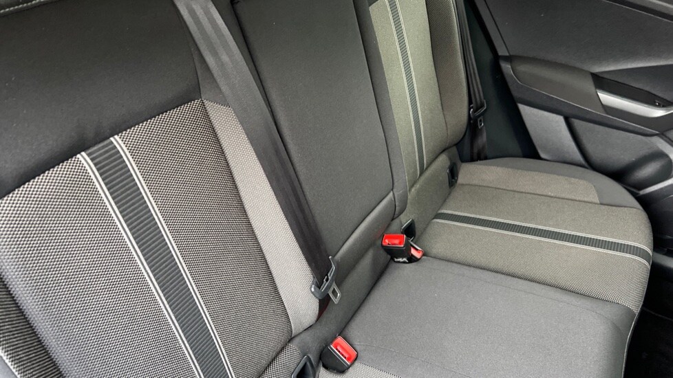 Used Volkswagen T-Roc 2019 for sale - 76523573: Photo 38