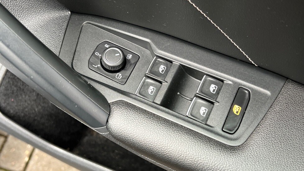 Used Volkswagen Tiguan 2019 for sale - 77021839: Photo 33