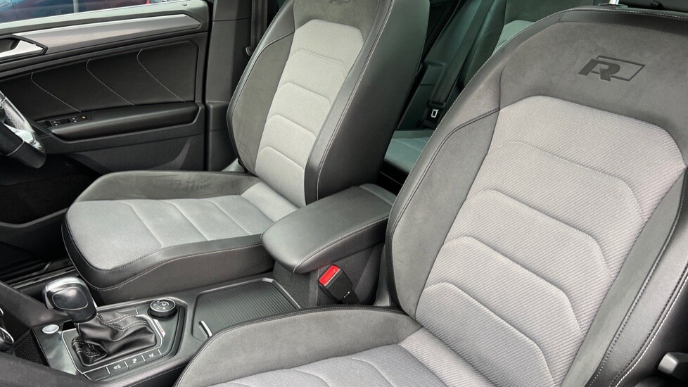 Used Volkswagen Tiguan 2019 for sale - 77021839: Photo 37