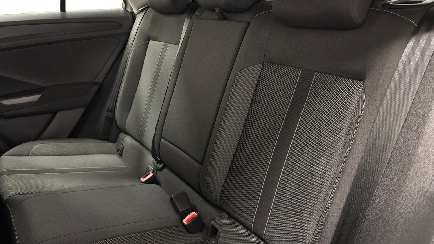 Used Volkswagen T-Roc 2022 for sale - 76842181: Photo 7