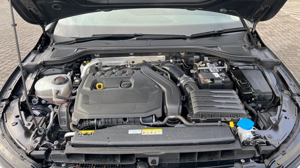 Used Volkswagen Golf 2022 for sale - 77036066: Photo 17