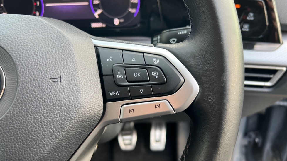 Used Volkswagen Golf 2022 for sale - 77036066: Photo 31