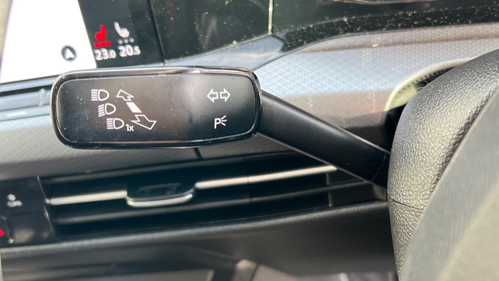 Used Volkswagen Golf 2022 for sale - 77036066: Photo 39