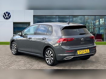 Used Volkswagen Golf 2022 for sale - 77036066: Photo