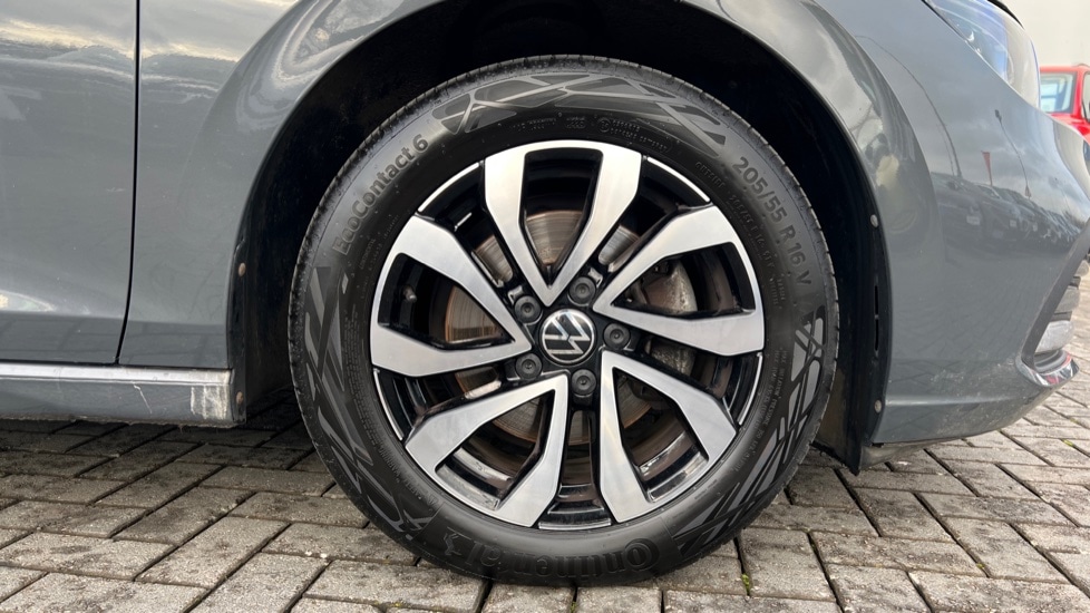 Used Volkswagen Golf 2022 for sale - 77036066: Photo 5