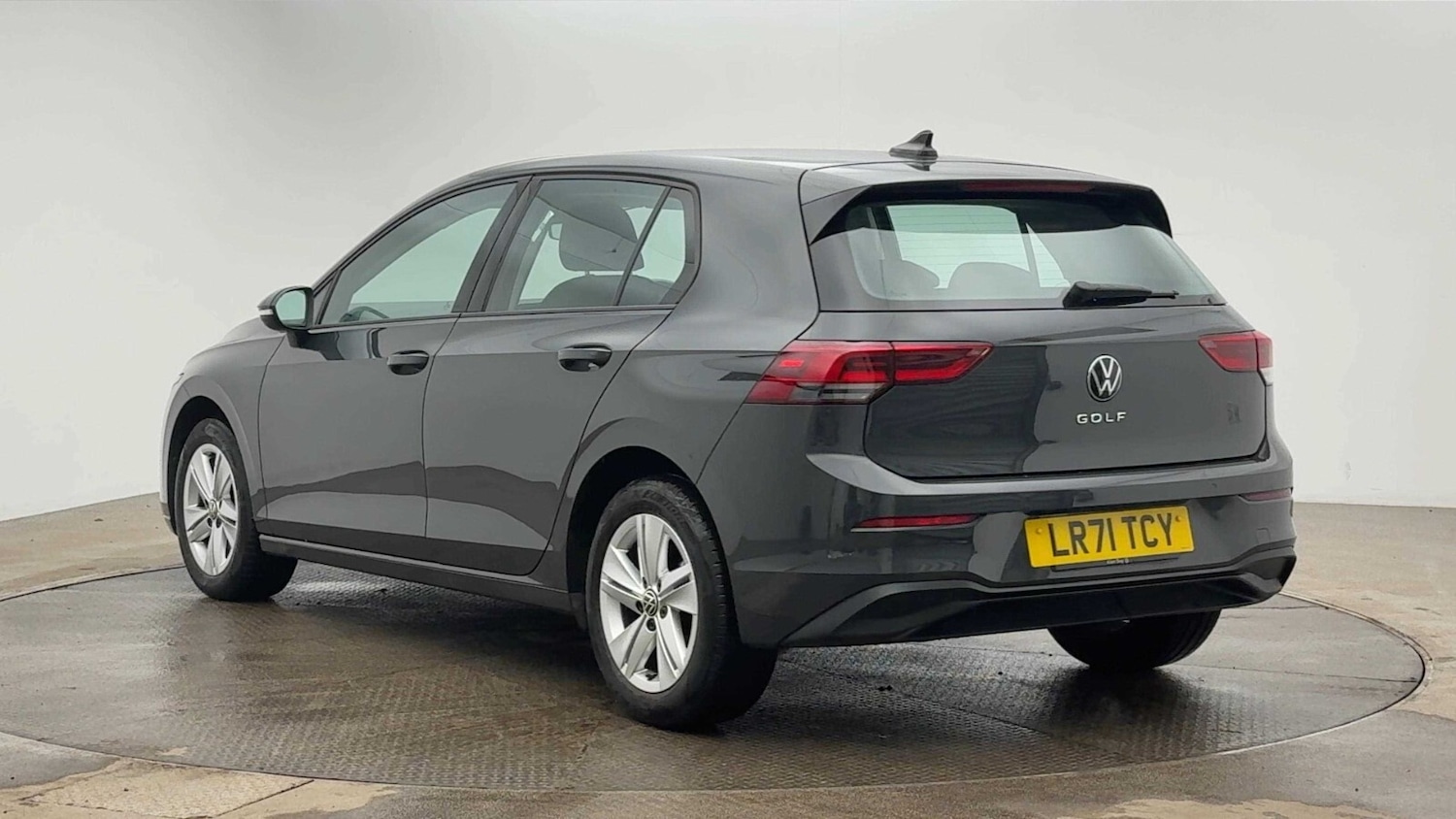 Used Volkswagen Golf 2021 for sale - 76901496: Photo 3