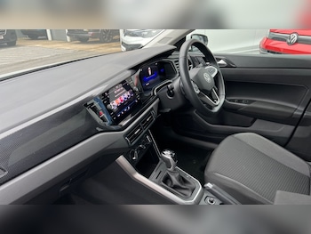 Used Volkswagen Polo 2023 for sale - 77010346: Photo