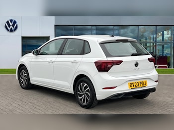 Used Volkswagen Polo 2023 for sale - 77010346: Photo