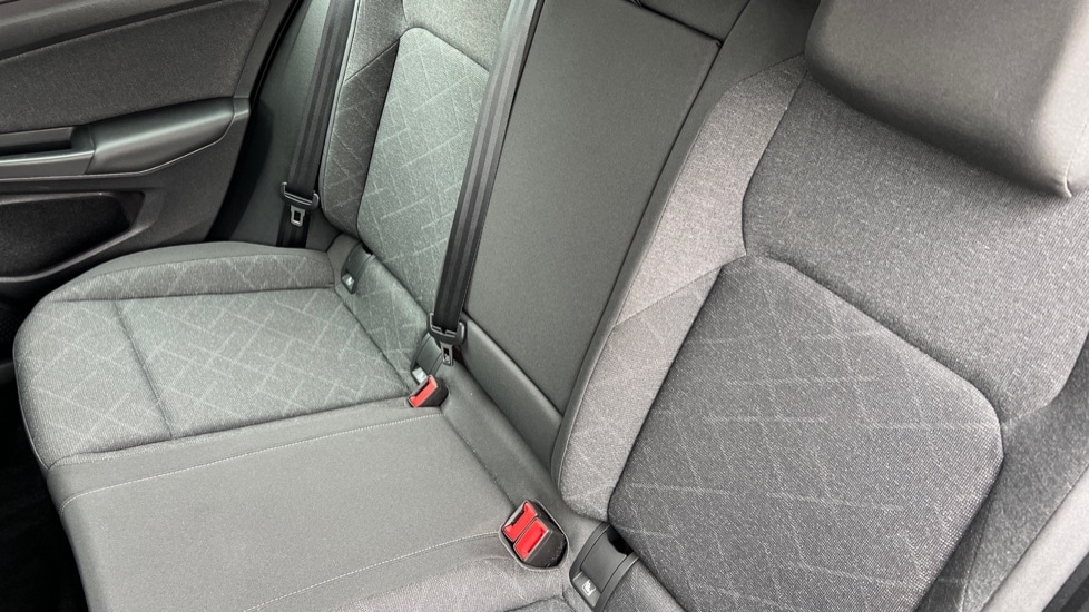 Used Volkswagen Golf 2024 for sale - 76276265: Photo 15