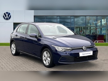 Volkswagen - Golf