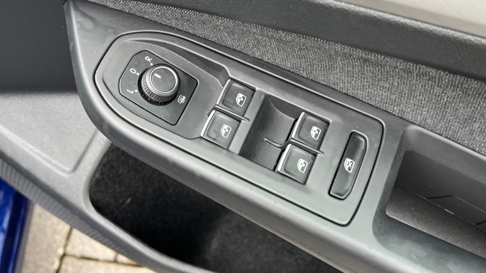 Used Volkswagen Golf 2024 for sale - 76276265: Photo 33