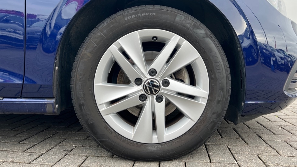 Used Volkswagen Golf 2024 for sale - 76276265: Photo 5