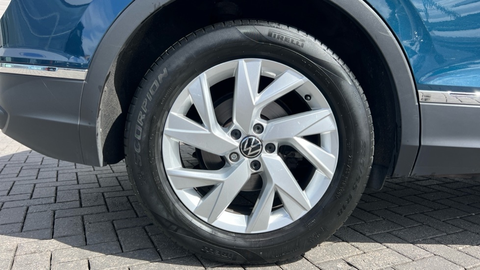 Used Volkswagen Tiguan 2022 for sale - 76096016: Photo 18