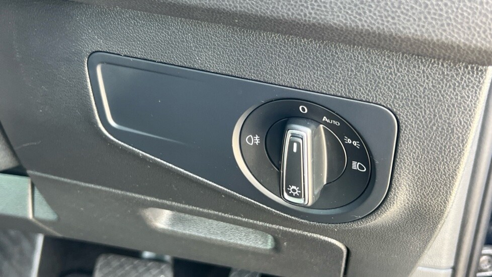 Used Volkswagen Tiguan 2022 for sale - 76096016: Photo 32
