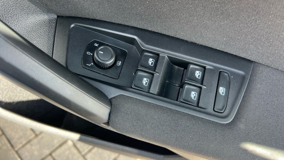 Used Volkswagen Tiguan 2022 for sale - 76096016: Photo 33