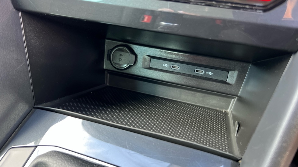Used Volkswagen Tiguan 2022 for sale - 76096016: Photo 35