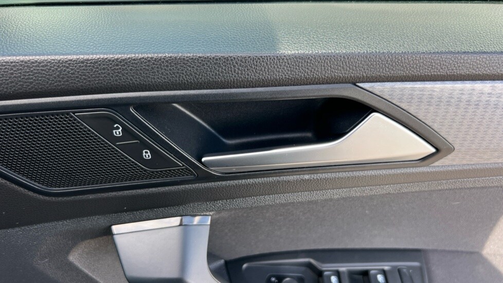 Used Volkswagen Tiguan 2022 for sale - 76096016: Photo 44