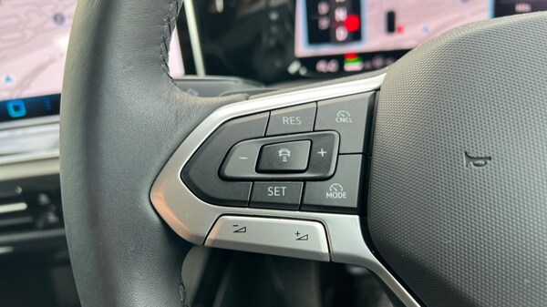 Used Volkswagen Golf 2025 for sale - 75522088: Photo 30