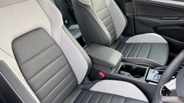 Used Volkswagen Golf 2025 for sale - 75522088: Photo 36