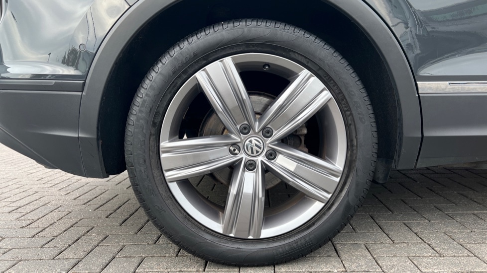 Used Volkswagen Tiguan 2019 for sale - 76487453: Photo 18