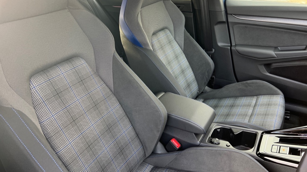 Used Volkswagen Golf 2025 for sale - 76514754: Photo 36