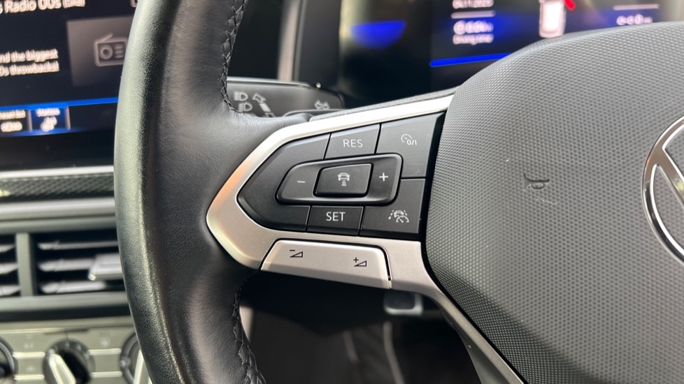 Used Volkswagen Polo 2024 for sale - 77082512: Photo 30