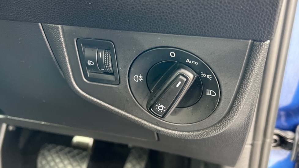 Used Volkswagen Polo 2024 for sale - 77082512: Photo 32