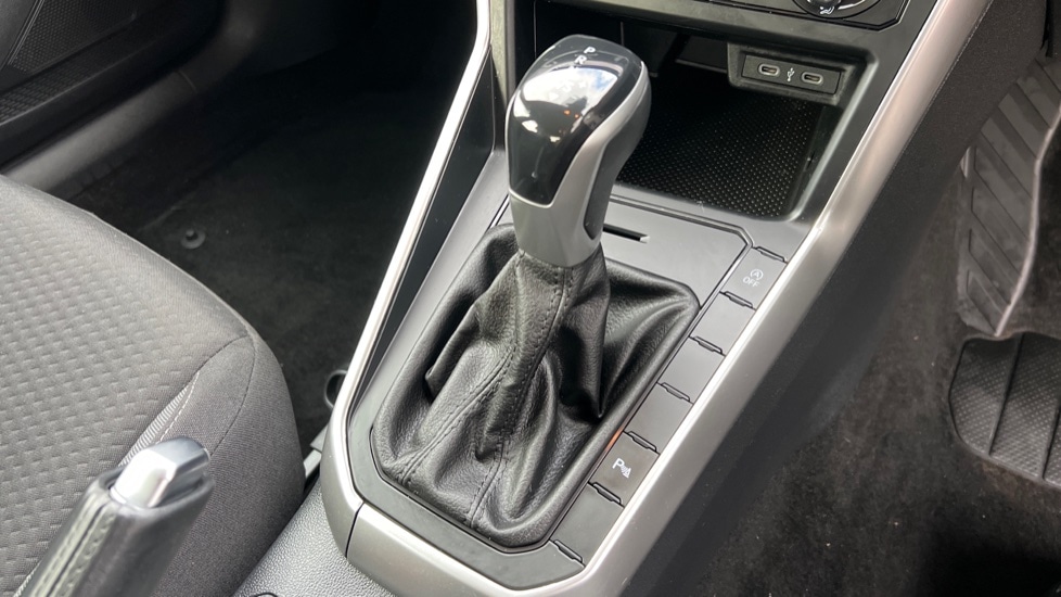 Used Volkswagen Polo 2024 for sale - 77082512: Photo 34