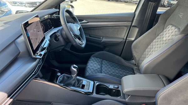 Used Volkswagen Golf 2025 for sale - 75702507: Photo 28