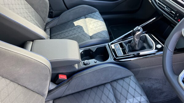 Used Volkswagen Golf 2025 for sale - 75702507: Photo 42