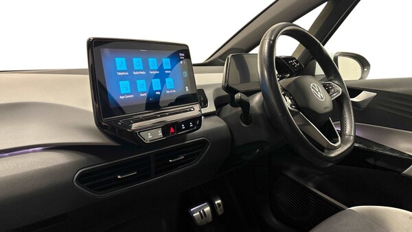 Used Volkswagen ID.3 2021 for sale - 76217183: Photo 2