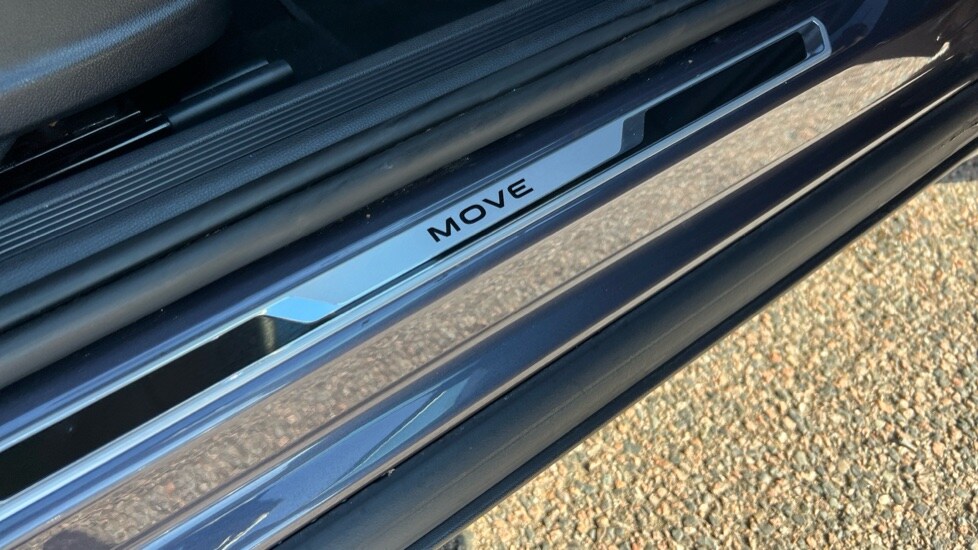 Used Volkswagen T-Cross 2023 for sale - 76668188: Photo 40