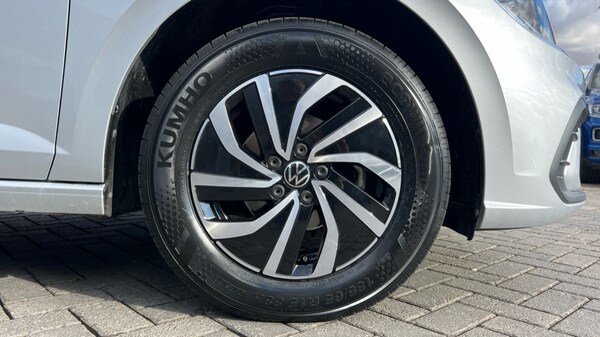 Used Volkswagen Polo 2023 for sale - 75679339: Photo 5