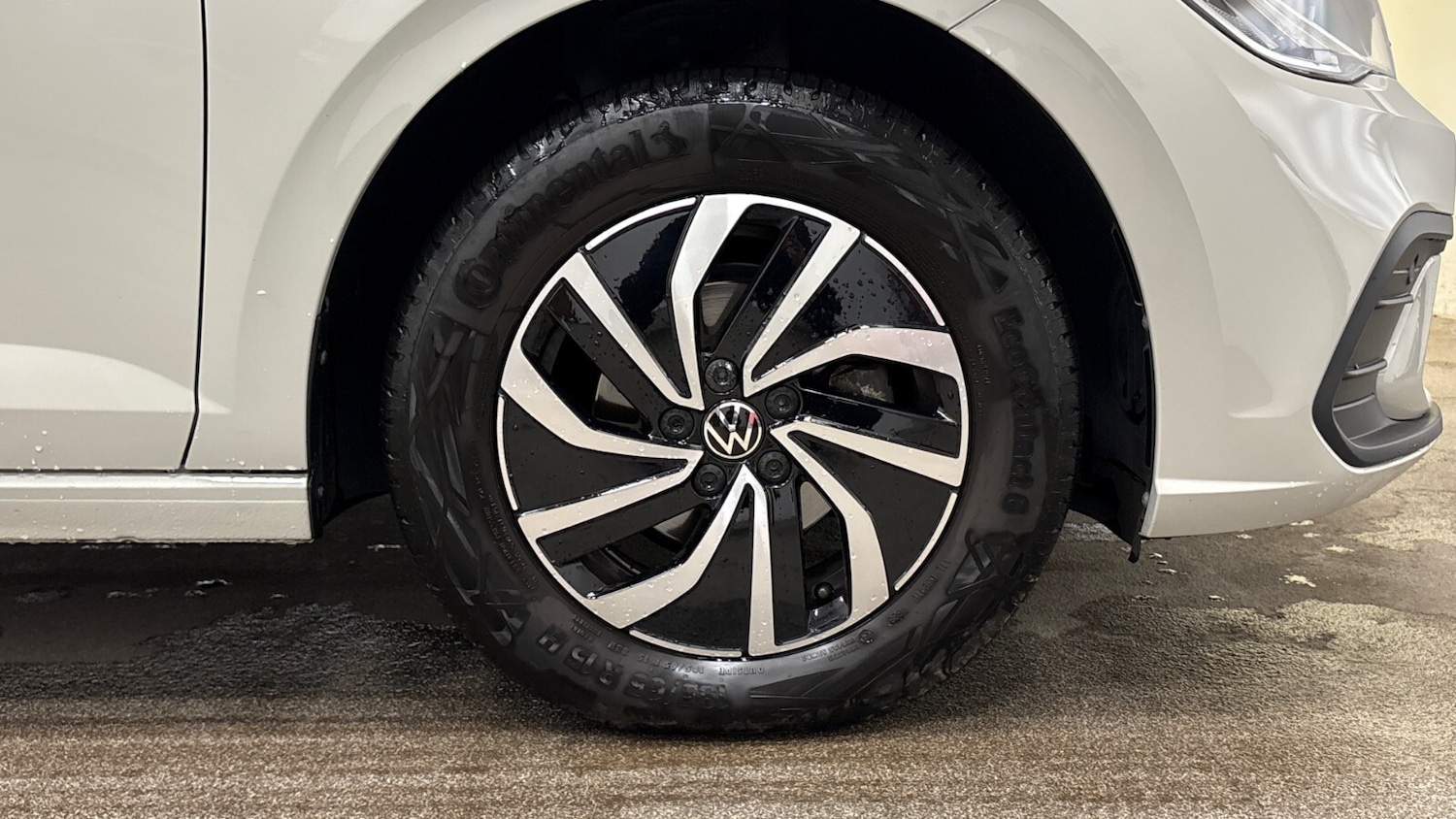 Used Volkswagen Polo 2023 for sale - 76475075: Photo 9