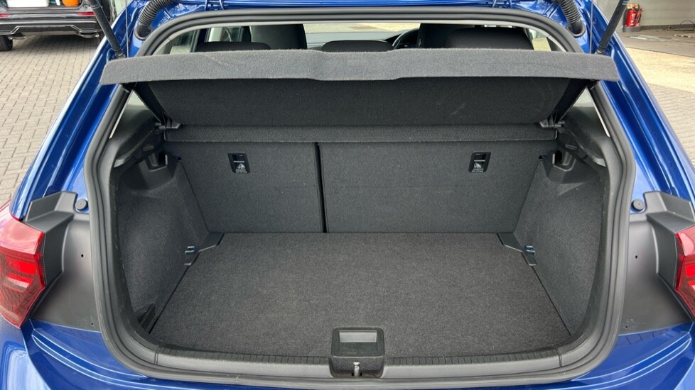 Used Volkswagen Polo 2023 for sale - 76458742: Photo 16