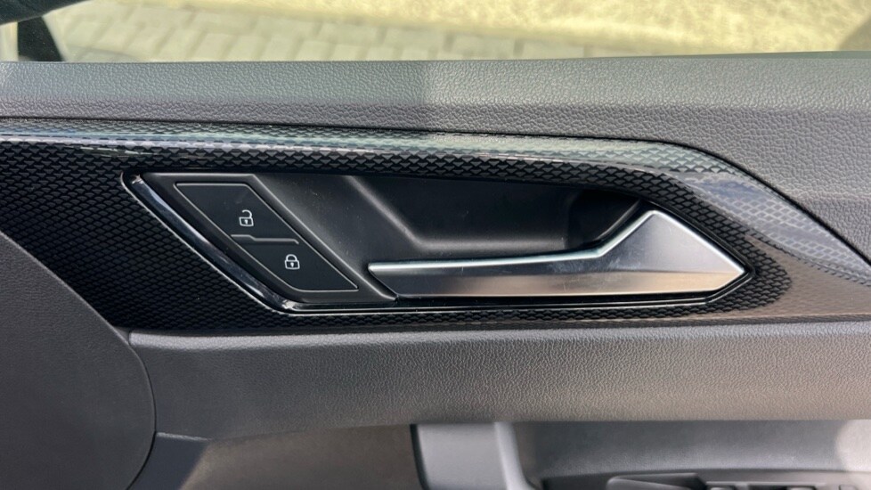 Used Volkswagen Polo 2023 for sale - 76458742: Photo 44